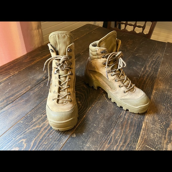 Bates Mojave Vibram Combat Boots